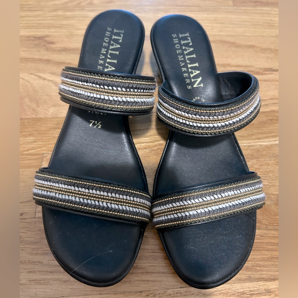 Woman’s mules